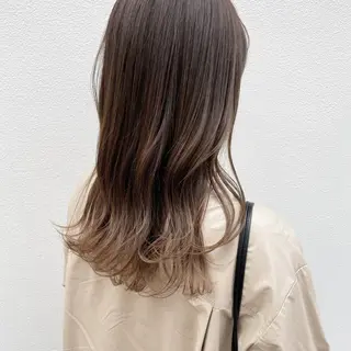 セミロング カラー 嶋佐 昌大 シマサマオのヘアスタイル