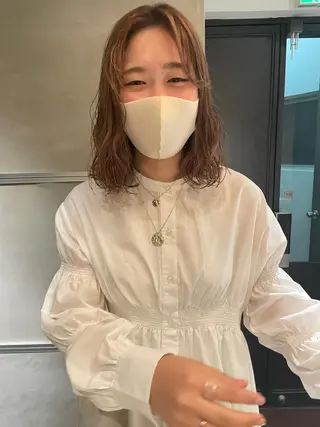 ミディアム カラー 大人girly🛋️ 🤍yukakoのヘアスタイル
