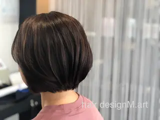 ミディアム カラー 若泉 真梨のヘアスタイル