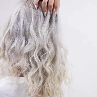 ミディアム シールエクステ🎀 ハイトーン特化🎀のヘアスタイル