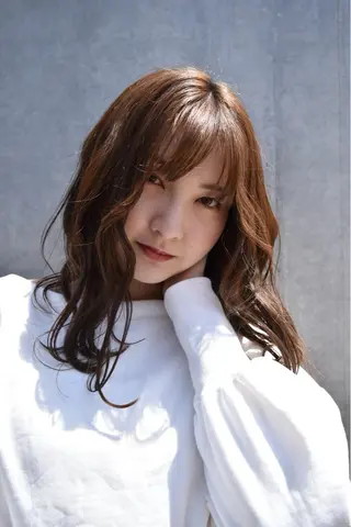 ミディアム カラー パーマ ヘアアレンジ メンズ キッズ ネイル マツエク・マツパ アイブロウ 高山🐬髪質改善 池袋で縮毛矯正のヘアスタイル