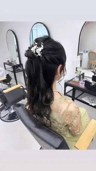 ロング ヘアアレンジ けいこ🍊ニュアンス ネイル/個性派ネイルのネイルデザイン