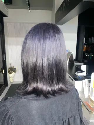 カラー Lapis 莉穂のヘアスタイル