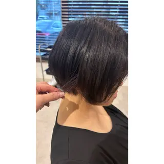 ショート カラー 阿部 美咲のヘアスタイル