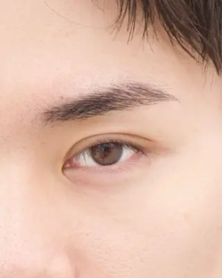 アイブロウ 【公式】Men's salonLUCEYのヘアスタイル