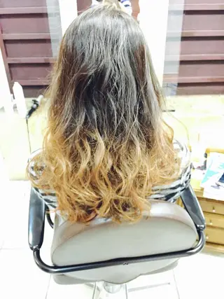 ミディアム セミロング カラー 西村 達哉のヘアスタイル