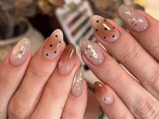 ミディアム Atelier nail salonのネイルデザイン