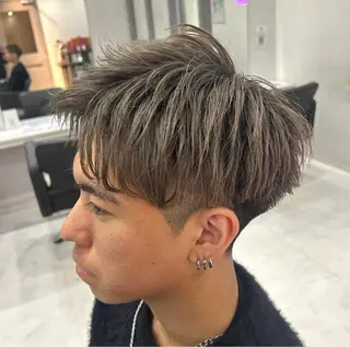 ショート カラー パーマ ヘアアレンジ メンズ 🔥メンズ特化渡辺 🔥ブリーチカラーのヘアスタイル