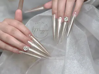 ネイル Maggie Nail🦩のネイルデザイン