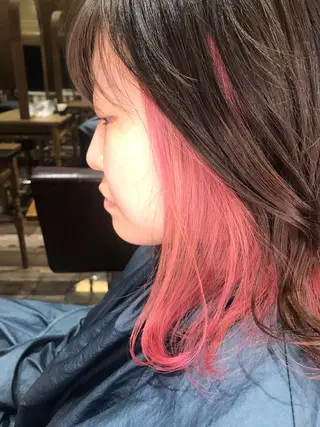 ミディアム カラー 平田 怜のヘアスタイル
