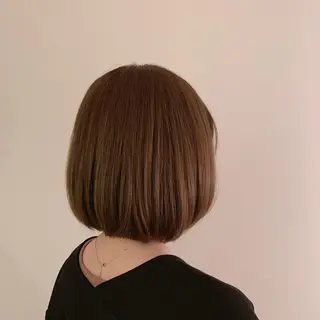 ショート カラー 小顔/似合わせカット 杉山莉菜のヘアスタイル