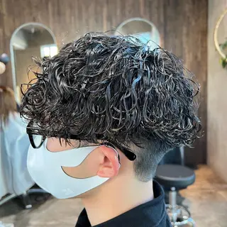 ショート パーマ メンズ 波巻きスパイラルパー マ/シャドウパーマ駿のヘアスタイル