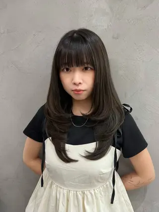 ロング カラー 🖤 Aya 🖤 Zina 梅田茶屋町のヘアスタイル