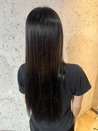 ロング RIM. MERUAのヘアスタイル