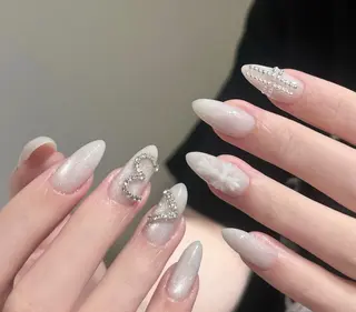 ネイル Pure&Rich Nailのネイルデザイン