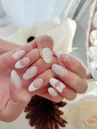 ネイル RUNWAY 　　の眉毛・アイブロウイメージ