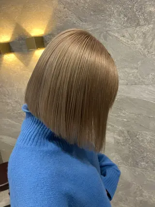 ミディアム alu yuinaのヘアスタイル
