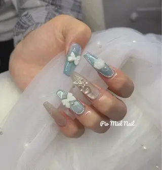 セミロング Pio Mielのネイルデザイン