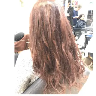 カラー ブリーチ特化 梅田本多翔のヘアスタイル