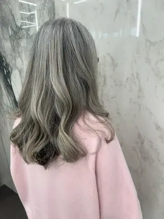 カラー 石井 潤のヘアスタイル