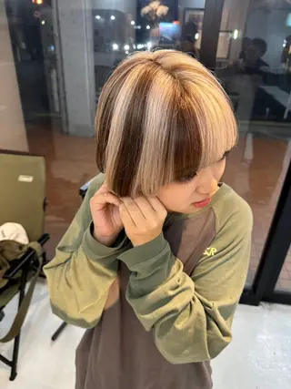 カラー 🩵HOLLY🩵 カレン🩵モデルのヘアスタイル