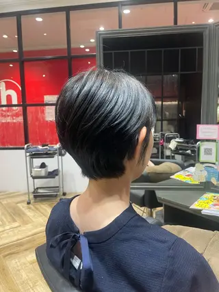 ショート 《ショートモデル》 服部未夢のヘアスタイル