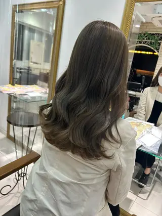 ロング カラー ヘアアレンジ 透明感カラー 古山 結季🌙🖤のヘアスタイル