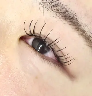 マツエク・マツパ 四日市店 鈴木の眉毛・アイブロウイメージ