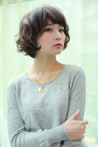 ショート Endearing 銀座/レイヤーカットのヘアスタイル