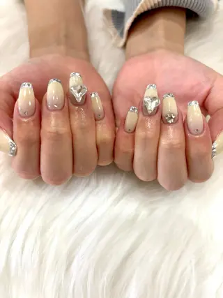 ミディアム mimi‪‪❤︎‬ harukaのネイルデザイン