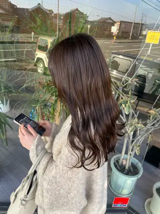 セミロング alu yuinaのヘアスタイル