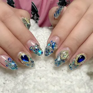 ネイル 新山 聖のネイルデザイン