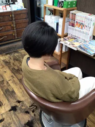 ショート 香川 裕基のヘアスタイル