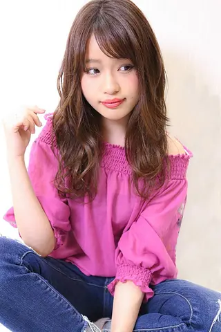 セミロング YOKOI SHINJIのヘアスタイル