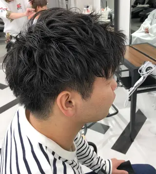ショート カラー パーマ メンズ 鴫原 亜弥のヘアスタイル