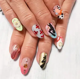 ネイル 石野 広佳のネイルデザイン