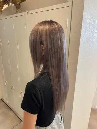 ロング maho/ブリーチ ミルクティー四条大宮のヘアスタイル
