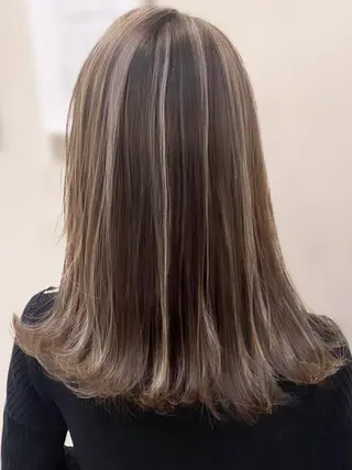 ミディアム 小松崎 友宏のヘアスタイル