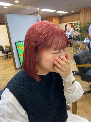 ショート デザインカラー/ボブ ブリーチカラー/ユリのヘアスタイル