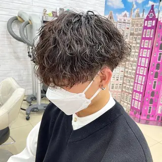 ミディアム パーマ メンズ 岡田大志🇰🇷 中/韓メンズヘアのヘアスタイル