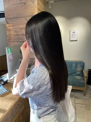 ロング パーマ io濱川 遥のヘアスタイル