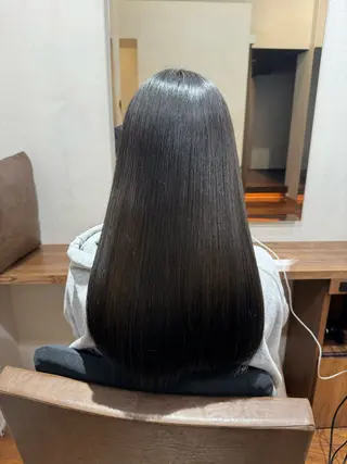 ロング 年齢悩みを全て解消/ 白髪と癖毛 松本雄光のヘアスタイル