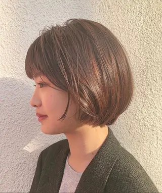 ショート カラー カワサキ カエデのヘアスタイル