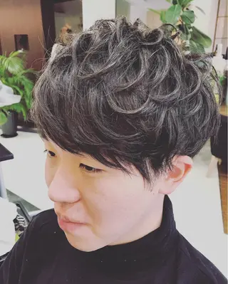 ショート イシイ リョウヘイのヘアスタイル