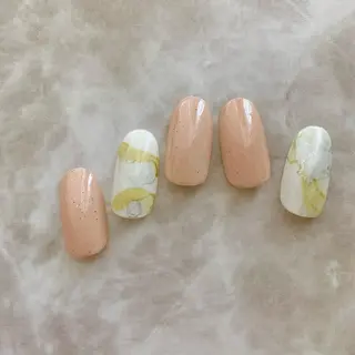 ネイル 名嘉眞 ゆかりのネイルデザイン