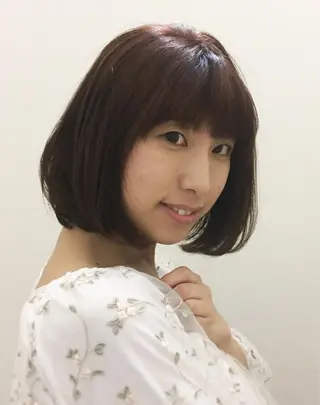 ミディアム カラー 吉川 茉由子のヘアスタイル