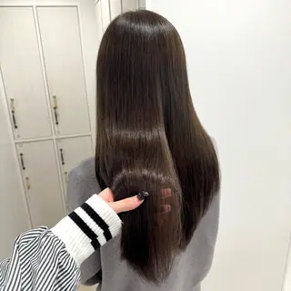 ロング カラー りな🪽カット /縮毛/透明感カラーのヘアスタイル