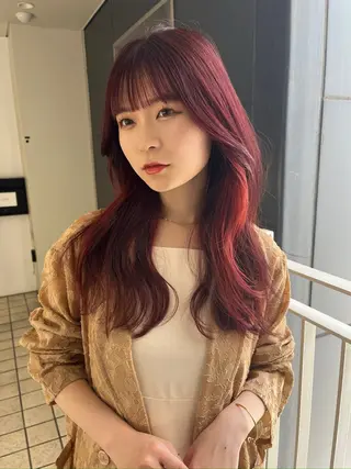 セミロング カラー ヘアアレンジ 🫧umu.🫧韓国 /レイヤー/ハッシュのヘアスタイル