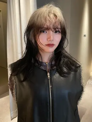 ロング 長山 海秀のヘアスタイル