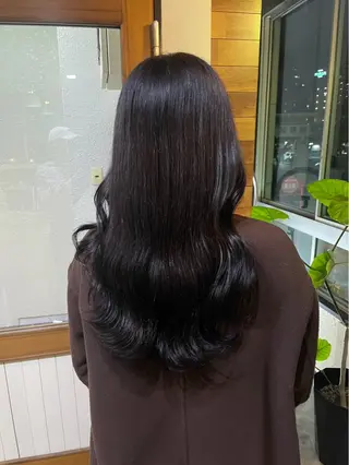 カラー iro+soi SOMAのヘアスタイル